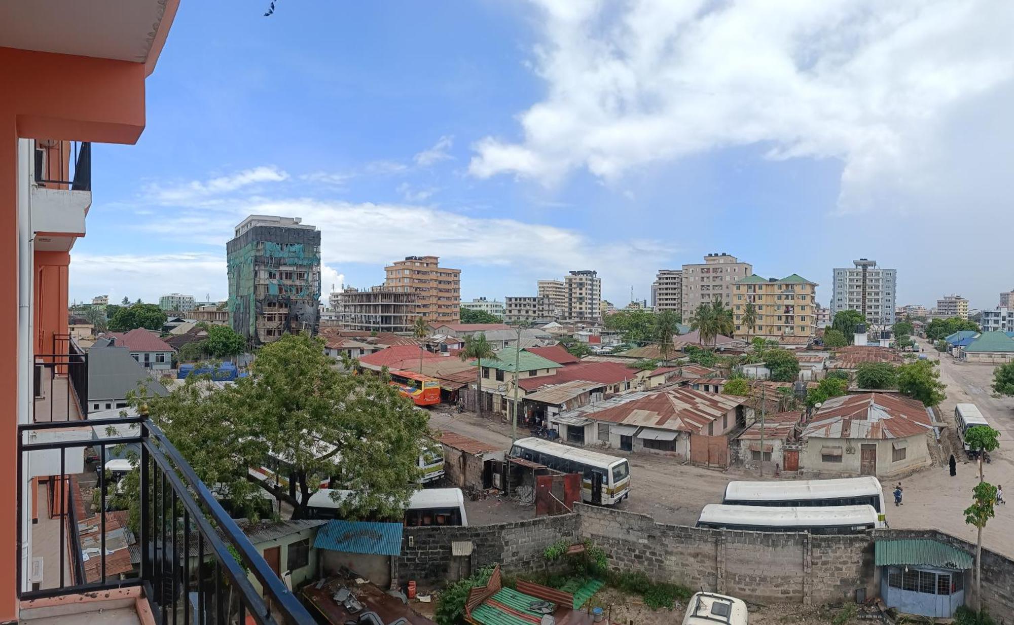 Apolonia Hotel Dar es Salaam Exterior photo